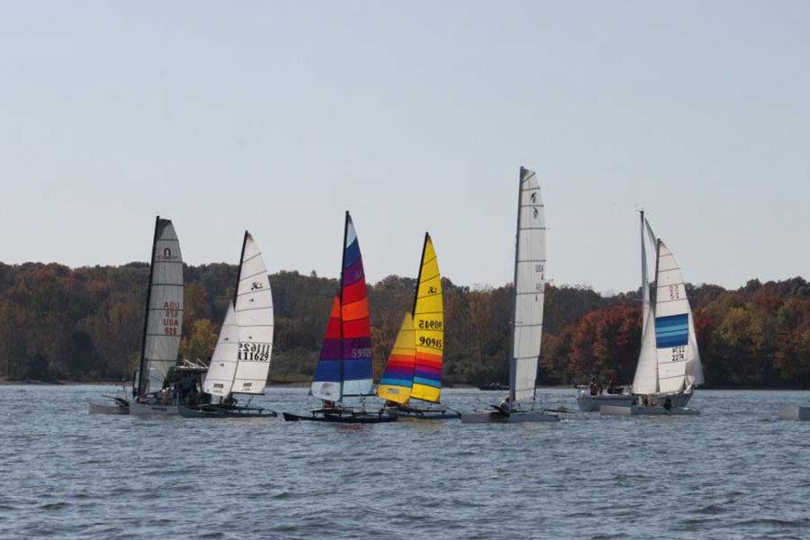 Sail on Hoover Reservoir with your friends
